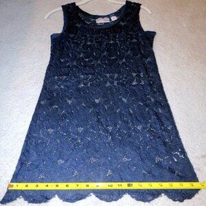 New NWOT Attitudes by Renee Navy Blue Floral Lace Unlined Sleeveless Top Sz XXS